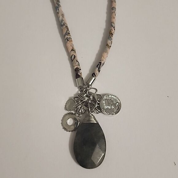Pendant Necklace from Buckle in Silver Tone Dos Pesos Coin Dark Green Stone - Picture 2 of 4